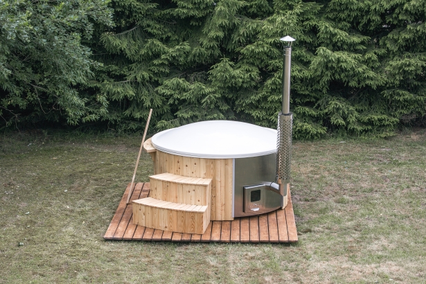 Mini-piscina Spa Hot tub DELUXE din fibra de sticla cu decoratiune exterioara de lemn
